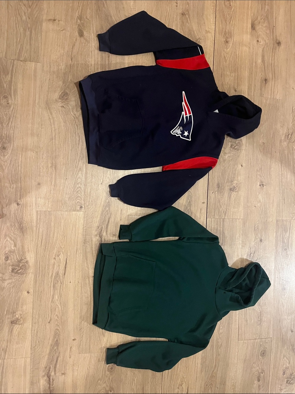 Bundle NFL Navy Blue & Red Kids Hooded Sweatshirt with Team Logo
